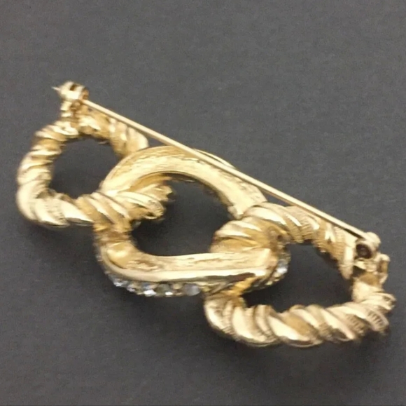 CHRISTIAN DIOR RHINESTONE GOLD TONE BROOCH/7S0623 - Picture 3 of 10